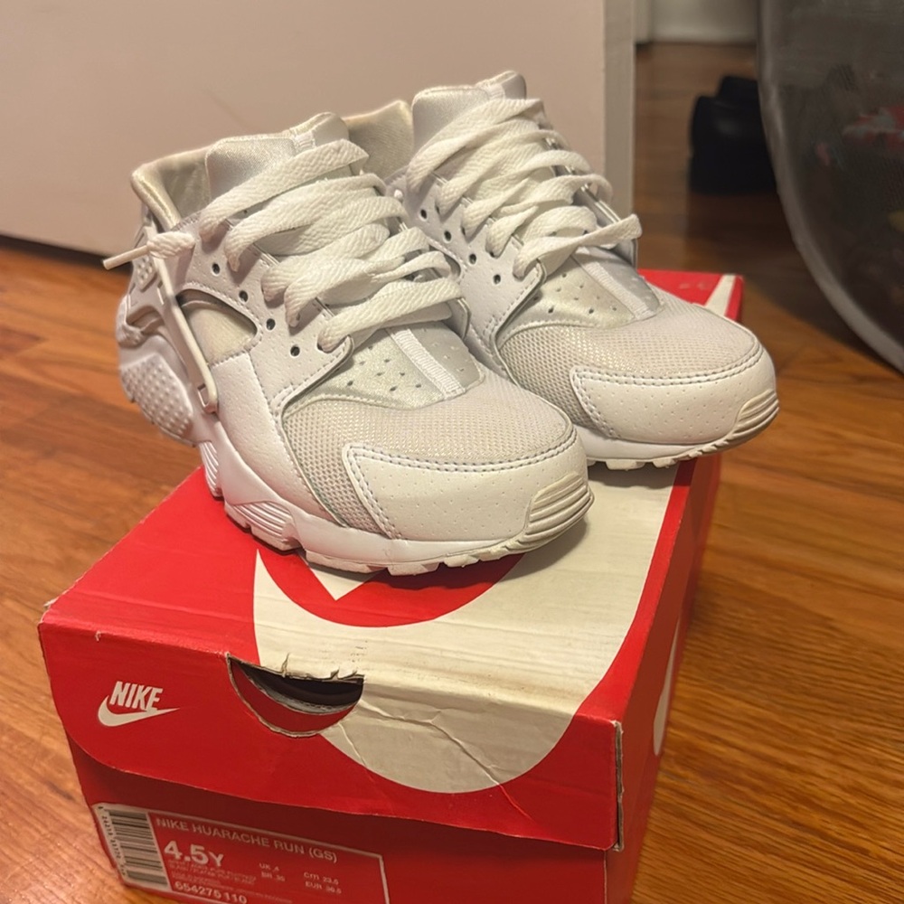 Nike Huarache Run Sneaker Grade School